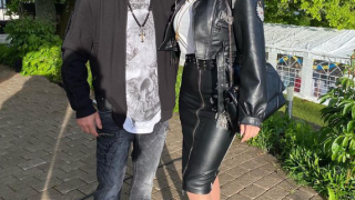 Симона Загорова замина при татко си на гости в Стокхолм! Не взе внучето