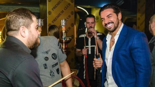 Чалга и наргиле на ергенското парти на Благо! „Дреме ми“, пее бъдещият жених
