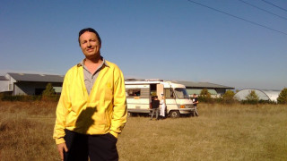 Пастор драпа за Мис Силикон