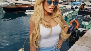 Нора Недкова цяло лято на море