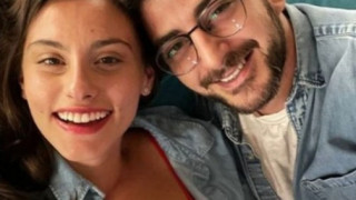 Жената на Сашо Кадиев с роклята на баба си