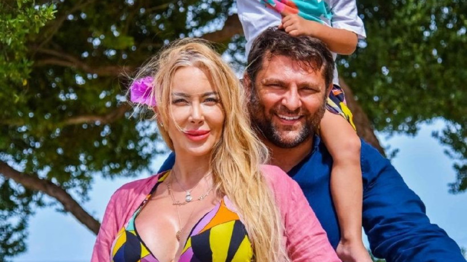 Мис България Антония Петрова роди втори син! Кръсти го на татко му Ивайло