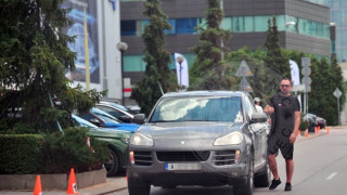 Баровец! Боби Турбото подюри „Порше”