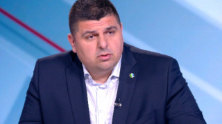 Ивайло Мирчев е мачо № 1 в политиката