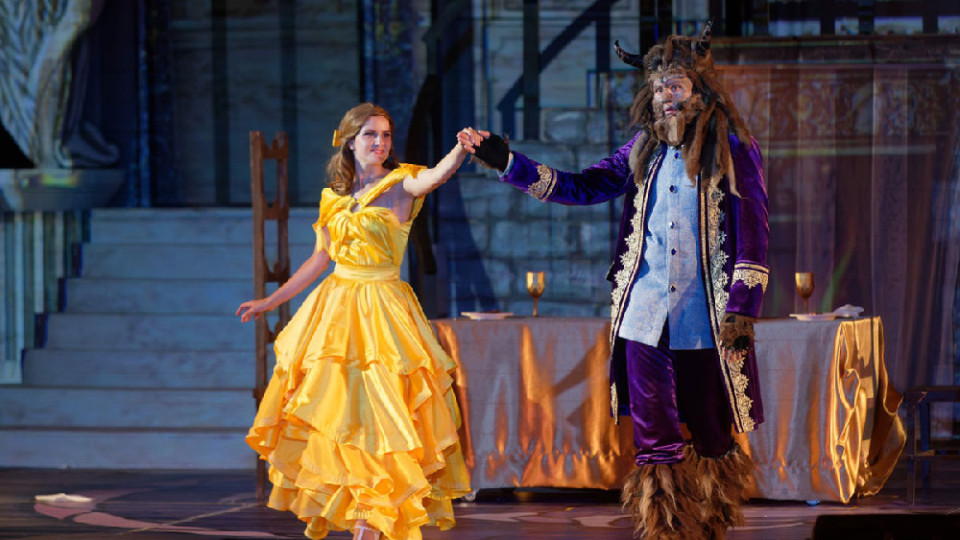 „Красавицата и Звяра“ на сцената на Опера в Летния театър – Варна 2022 (Премиера за България)