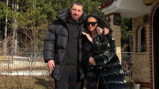 Отварачката и мъжът й се местят в къща