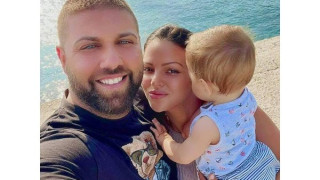 Вдовицата на Ангел не може да го прежали