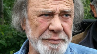 Язва уби Досьо Досев (Актьорът бохем издъхна щастлив край морето на 88 години)