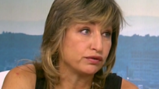 Внучето на Мира Радева не знае български