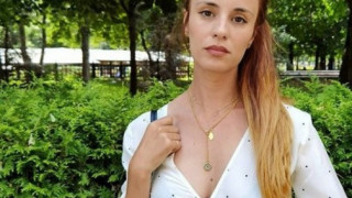 Радина Кърджилова ражда на сцената