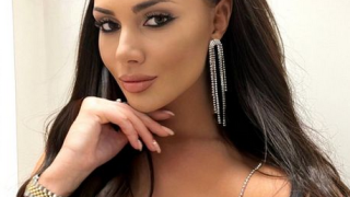 Сашо Диков фен на Симона от Фермата