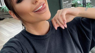 Жасмина Стоичкова лъсна на гореща СНИМКА  и докара сърцебиене на мъжете