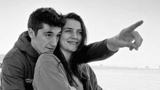 Гаджето на Баян е Макрена от „Войната на буквите”