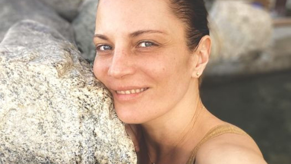 Теодора Духовникова изкарала почти година, без да почива Теодора Духовникова изкарала почти година, без да почива