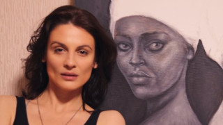 Диана Димитрова рисува по 12 часа