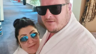 СЕМЕЙНИ ВОЙНИ: Фолклорната певица Ива Давидова отрича, че често се събужда опикана след пиянски нощи