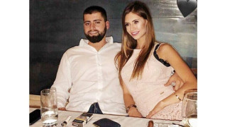 Недко Сланината и Куини-Алис строят палат