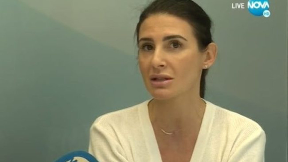 Илияна Лазарова на инхалации Илияна Лазарова на инхалации
