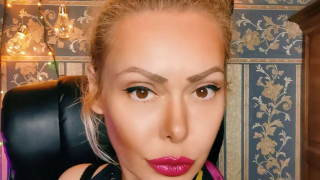 Албена Вулева търси заможен кипърец