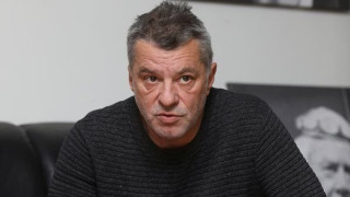 Фолк певица е новата на Куката? Снимки