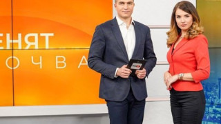 Христина Христова цял час върти букли за ефир