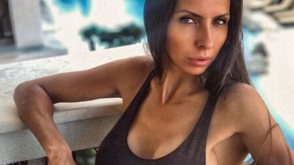 МАШИНА! Диана Габровска засне 10-ия си филм за възрастни МАШИНА! Диана Габровска засне 10-ия си филм за възрастни