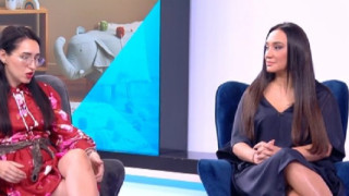 Сантра е кръстница на едно от децата на Мария Илиева
