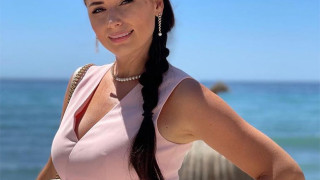 Кобилкина чете за интимната наука от 14-годишна