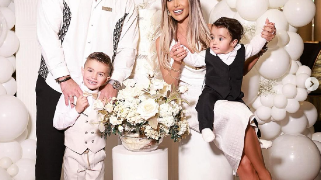 Силиконовата бомба Златка Райкова кръсти втория си син в арменската