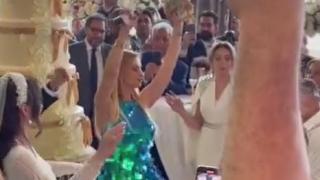 ВИДЕО Малина си тръгна с хиляди евро от сватба в Париж
