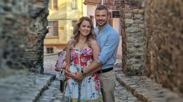 Актьорът Ивайло Захариев публично посече съпругата си Станислава като призна