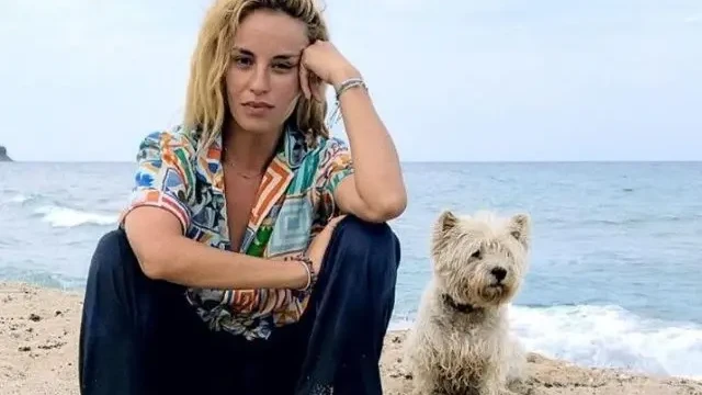 Актрисата Радина Кърджилова която е стопанка на две кученца изгуби