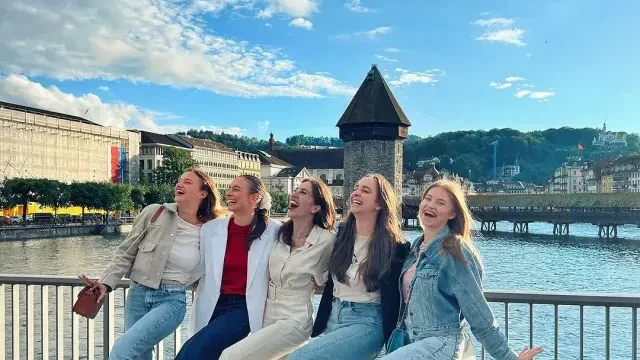 Златните ни момичета се събраха в Швейцария пише България Днес