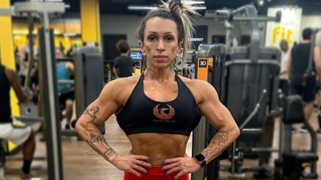 Предозиране с анаболи убива секси бодибилдърка Поне това твърдят опечалените