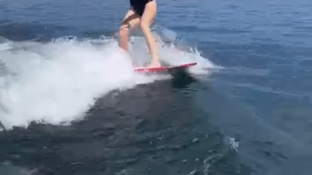 На екстремен воден спорт се е отдала това лято Деси