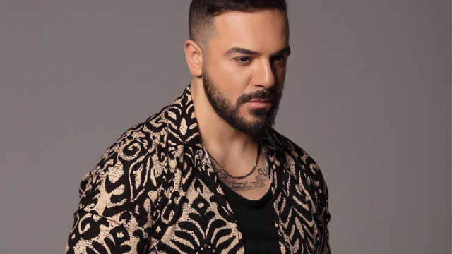 Гръцката звезда Трендафилос който нашумя у нас с парчето По по по