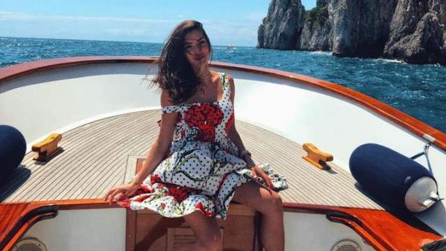 Красавицата Ваня Пенева която е носителка на титлата Мис България