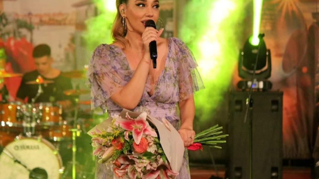 Певицата Мария Илиева реши да направи томбола за именния си