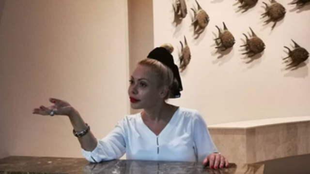 Албена Вулева от няколко години работи в Кипър като рецепционистка