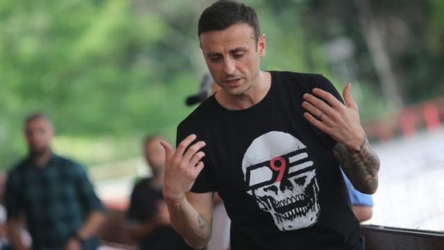 Димитър Бербатов може да сложи край на кариерата си преди