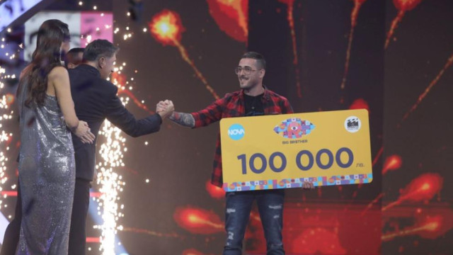 С парите от наградата ще прави собствено шоу
Прибирам си я