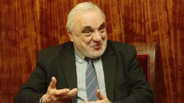 Още кънти скандалът с пиесата Човекът и оръжията от Бърнард