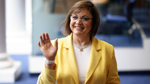 Бившата лидерка на БСП Корнелия Нинова отново успя да привлече