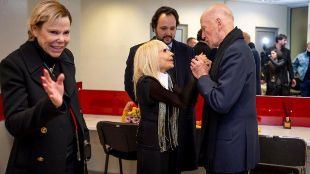 Симеон Сакскобургготски запозна внука си княз Борис с Лили Иванова