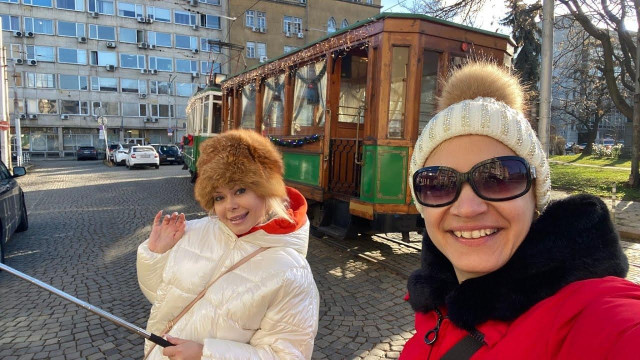 Първата работа на Албена Вулева прибрала се за празниците в