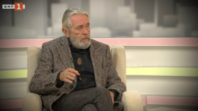 Ходя вече Това казва актьорът Любен Чаталов след като претърпя злополука