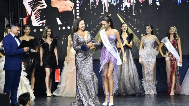 Секси счетоводителка ще атакува конкурса Мис България 27 годишната Гергана Желева