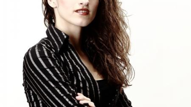 Стюардеса спасява от шок детето на родната актриса Евгения Василева