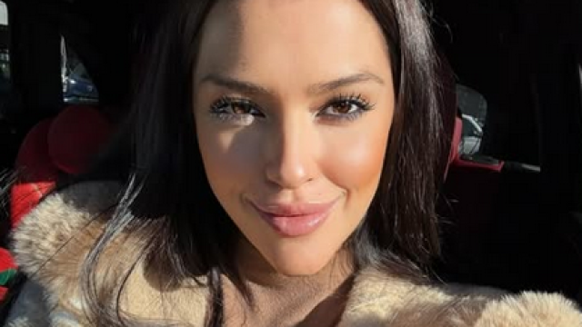 Бориса Тютюнджиева която роди преди 40 дни е кръстила втората