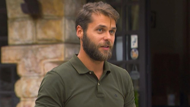 Алек Младенов за чието сърце се бориха дамите в последния